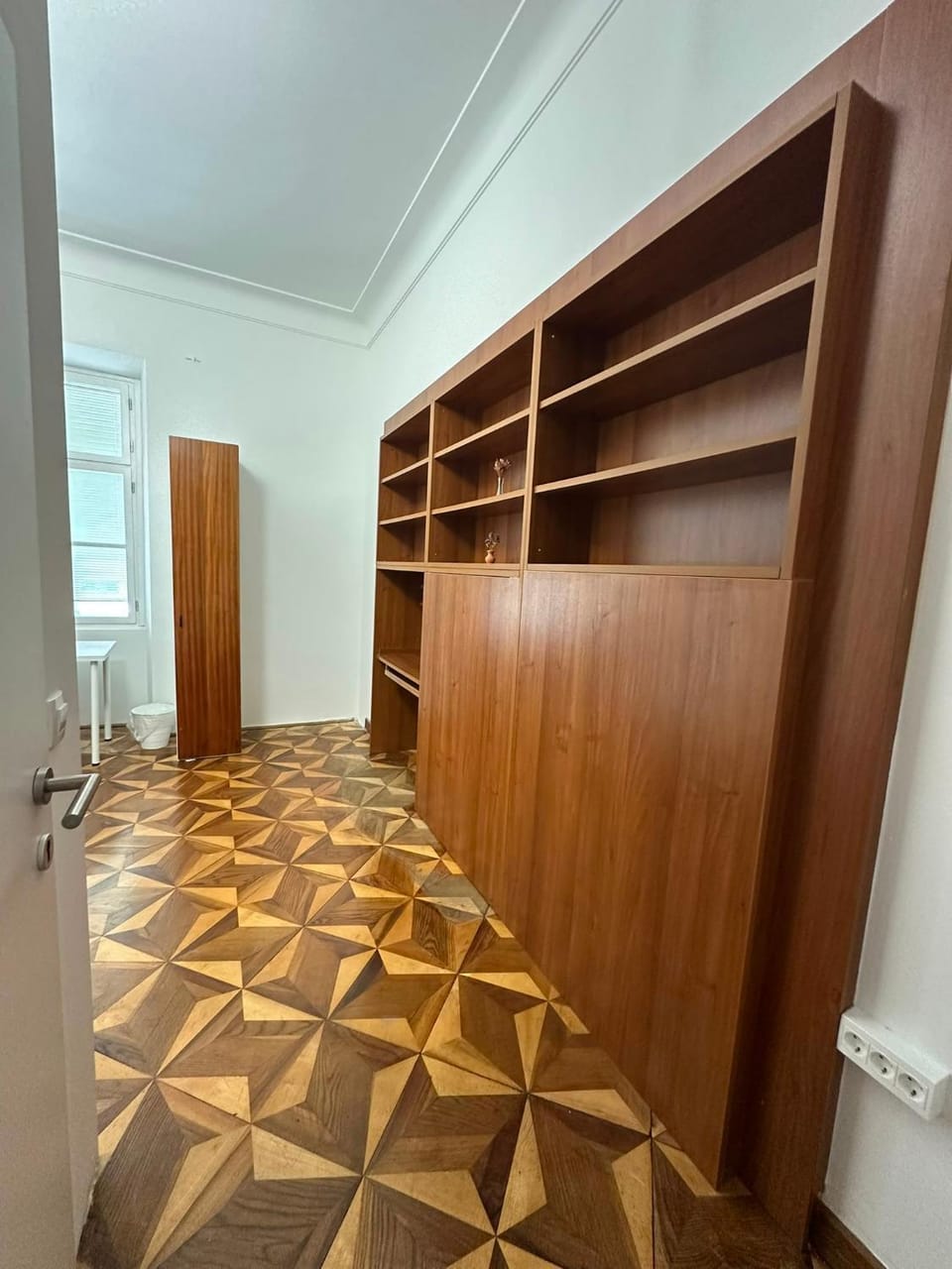 Bedroom, Time of day, wardrobe