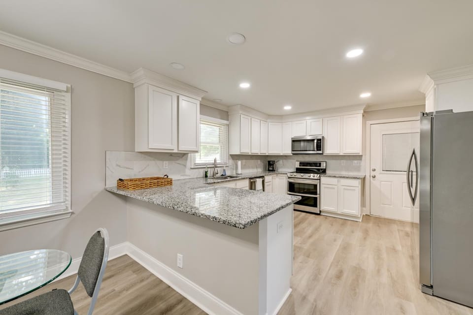 Lake Norman Launchpad: Home Near Dtwn Mooresville House in Mooresville