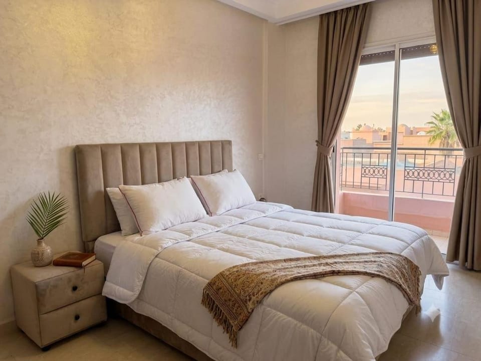 appartement en résidence Piscine Apartment in Marrakesh