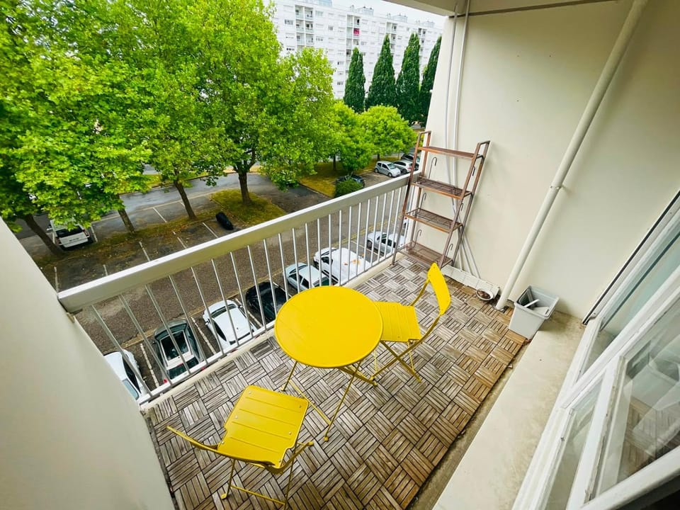 Property building, Patio