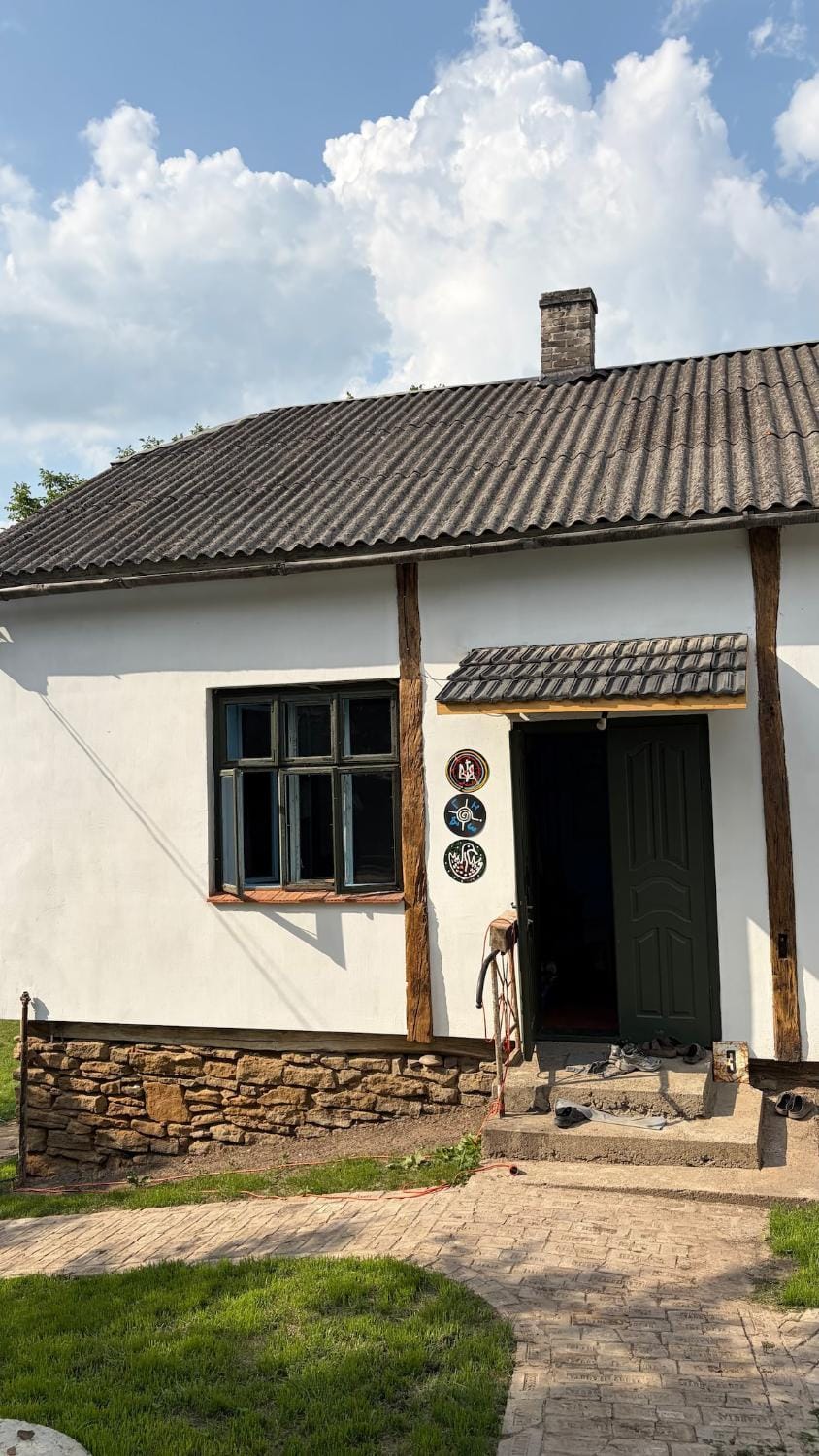 Простір віднови Гніздо House in Lviv Oblast