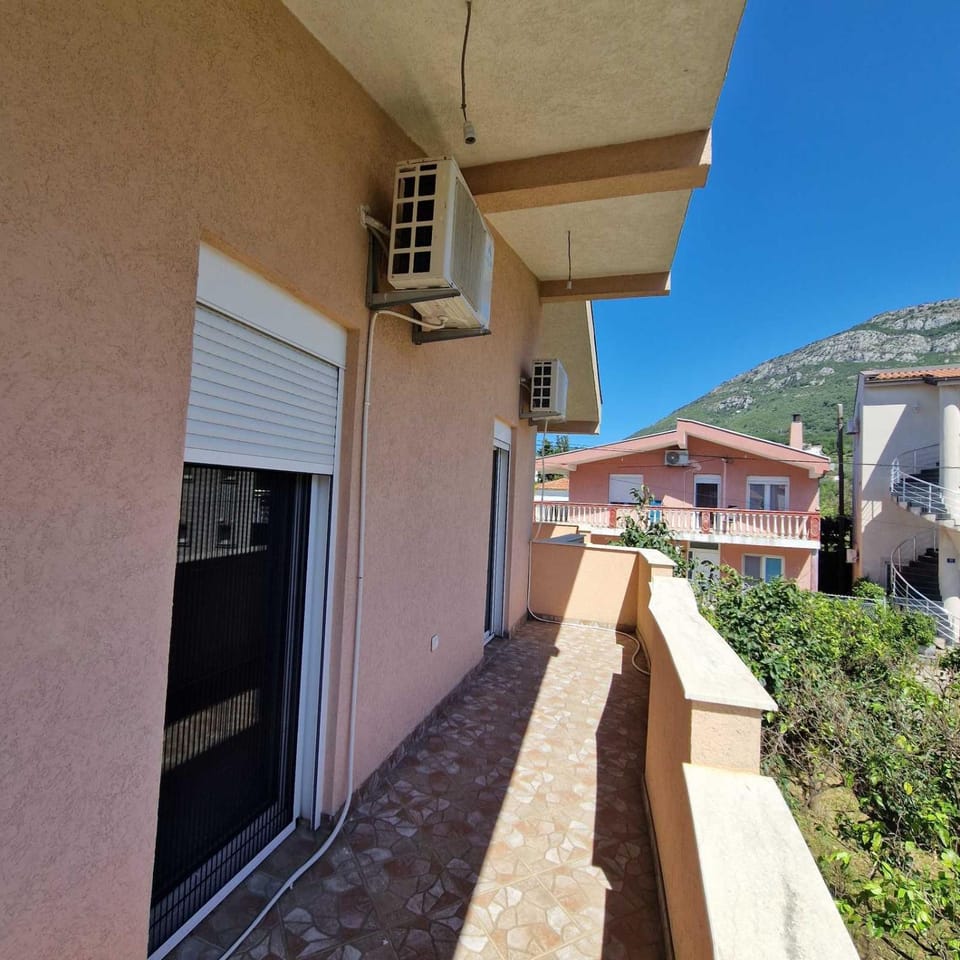 Prona Apartman Apartment in Montenegro