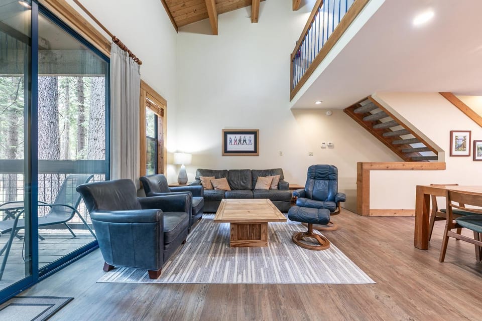 The Nest at Northstar by Tahoe Getaways - Walk to Northstar w HOA & Ski Shuttle! House in Northstar Drive