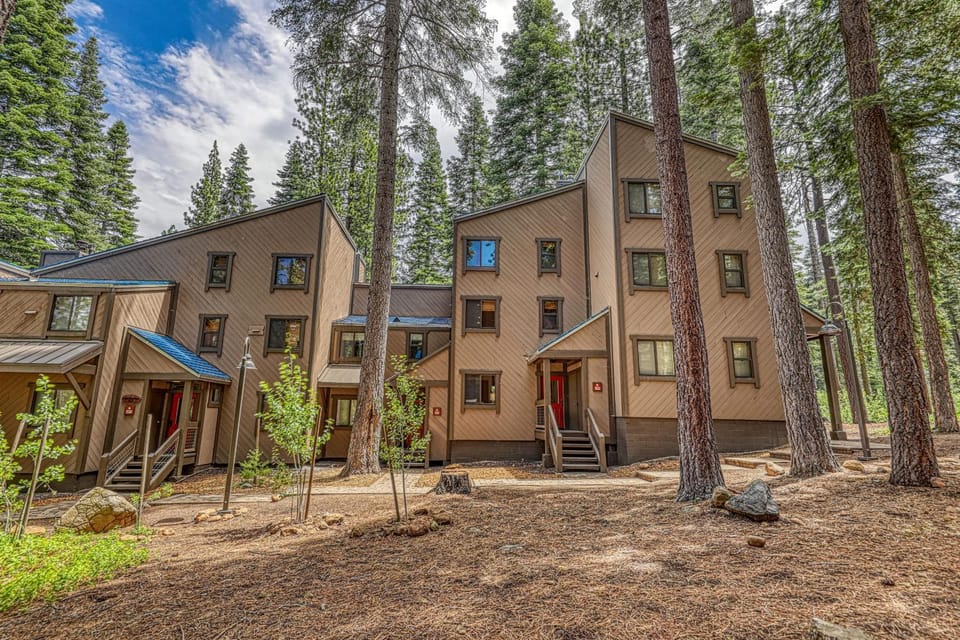 The Nest at Northstar by Tahoe Getaways - Walk to Northstar w HOA & Ski Shuttle! House in Northstar Drive