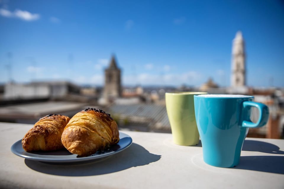 Day, Balcony/Terrace, Food and drinks, City view, Breakfast, Italian breakfast, Italian breakfast, room service