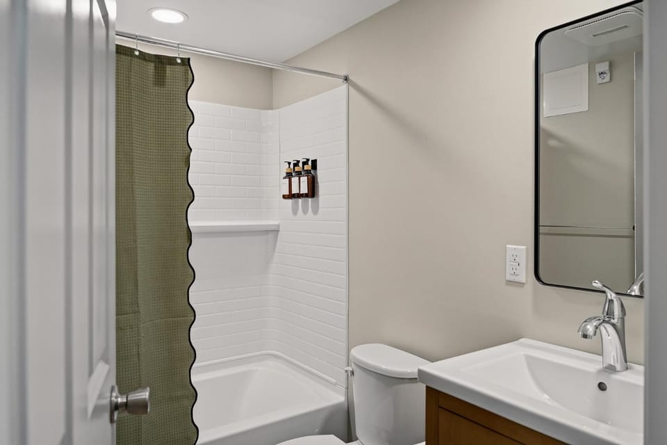 Sullivan Trail Inn and Suites Motel in Kidder Township