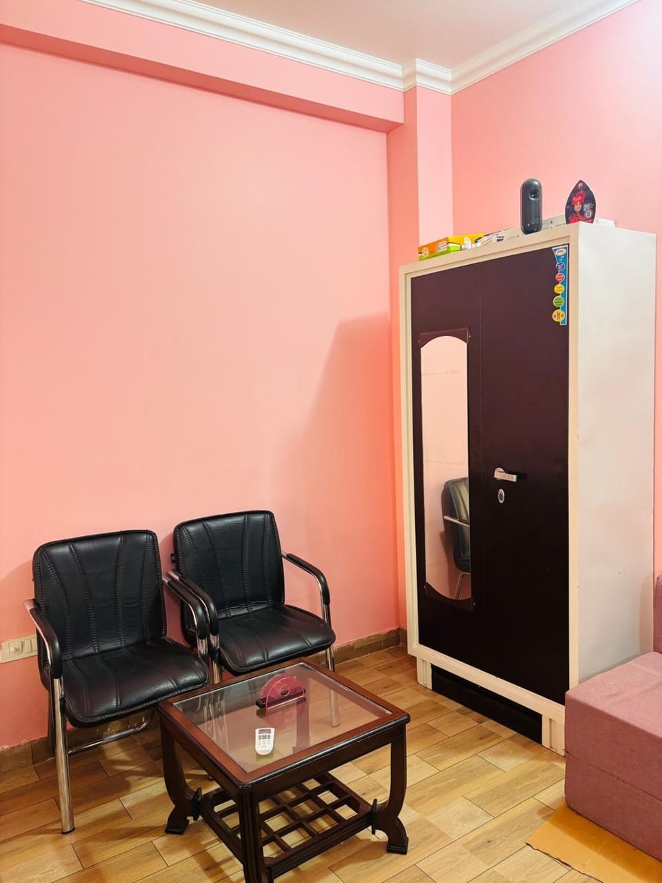 VisitorStayInn Studio Apartment near Prem Mandir Apartment in Uttar Pradesh