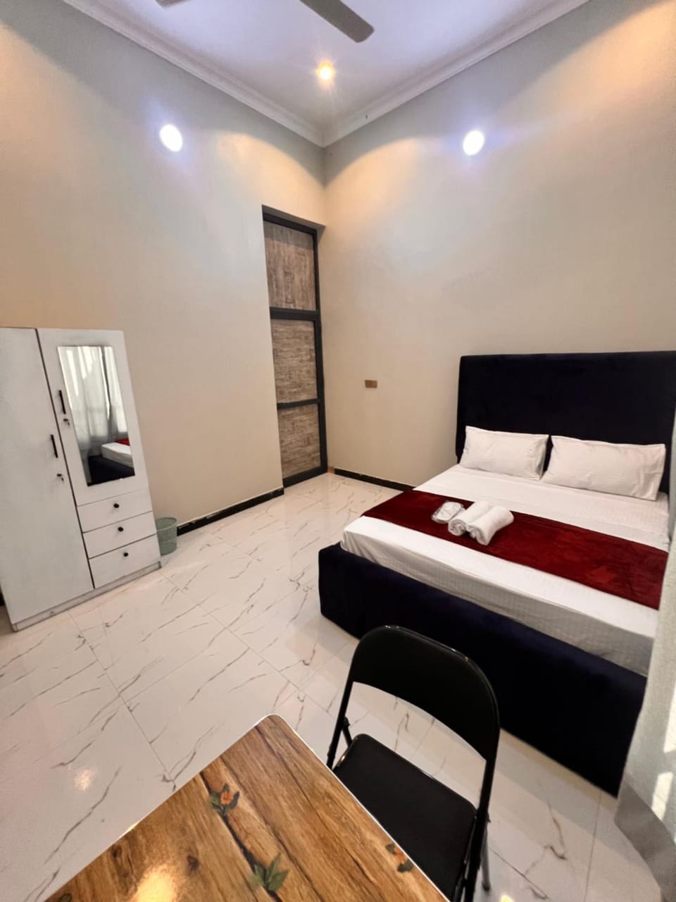 Bed, Photo of the whole room, Bedroom, wardrobe