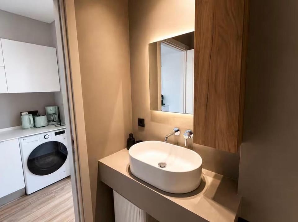 The Premium Kalamaria Suite - Metro & Promenade Apartment in Decentralized Administration of Macedonia and Thrace
