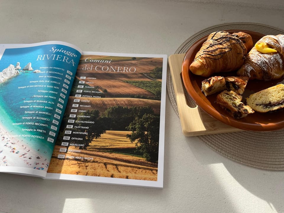 Pietra Museum Suites Sirolo - Dimora Monumentale Bed and Breakfast in Marche