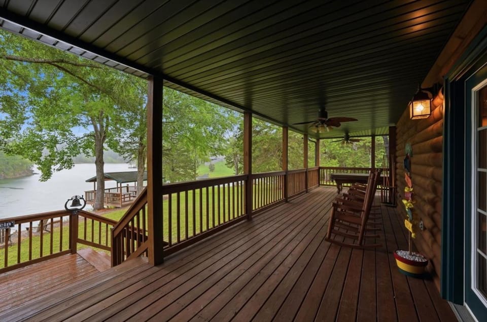 Lakeside Haven Boat Dock Ramp Games MORE House in Douglas Lake
