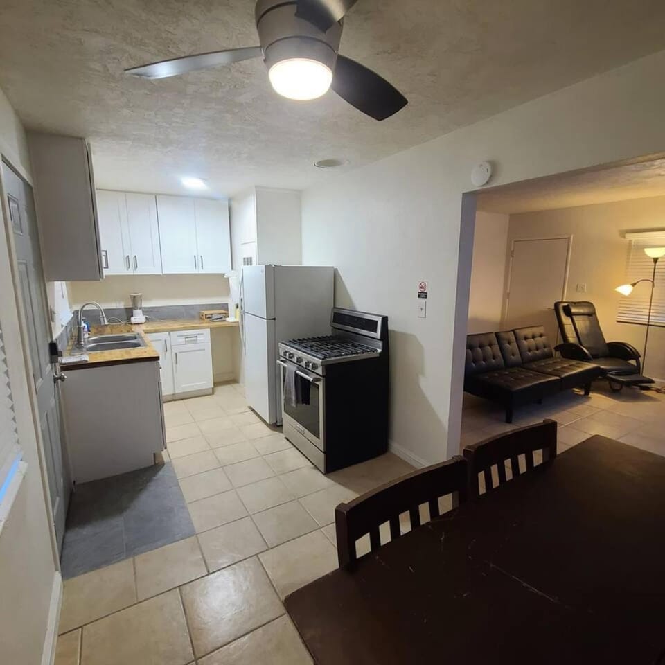 Cozy Cove 3 Apartment in Apple Valley