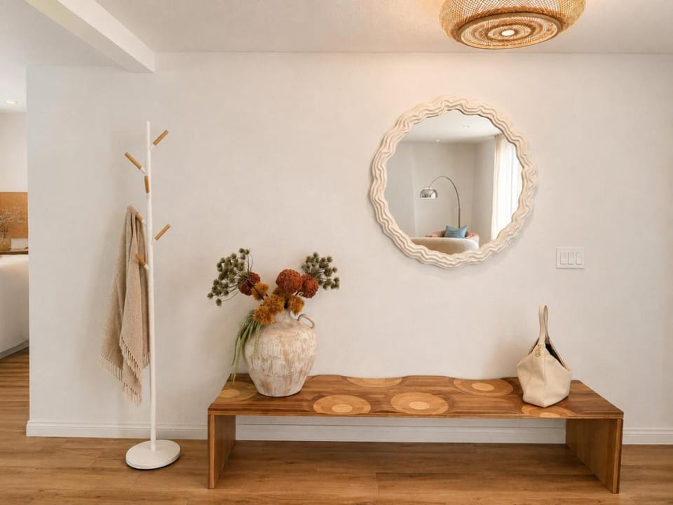 Stylish Designer Home Near Downtown House in Ojai