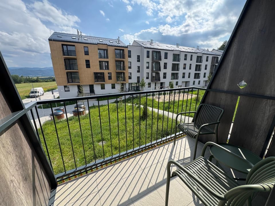 View (from property/room), Balcony/Terrace