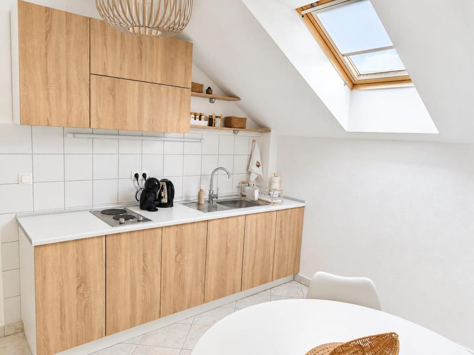 Coffee/tea facilities, Kitchen or kitchenette