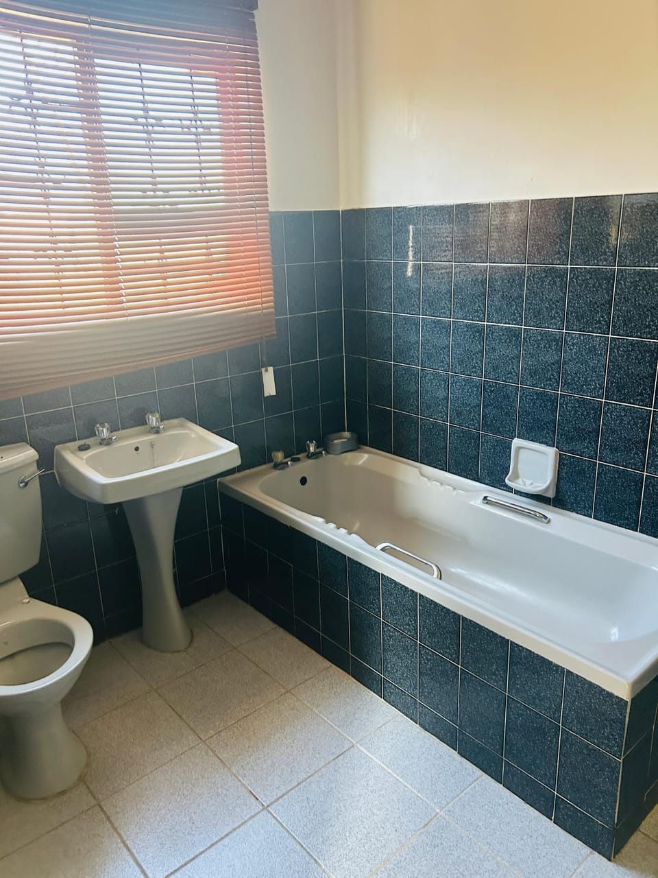 Alwaba guest house Bed and Breakfast in Eastern Cape