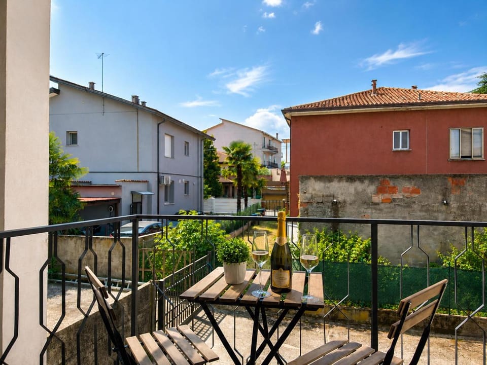 Balcony/Terrace, Balcony/Terrace