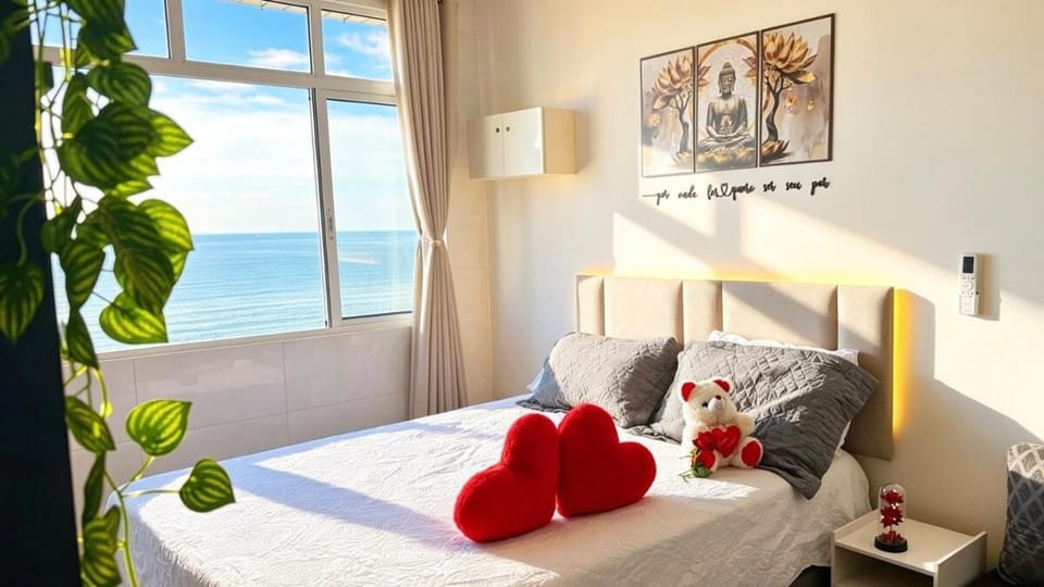 Bed, Sea view
