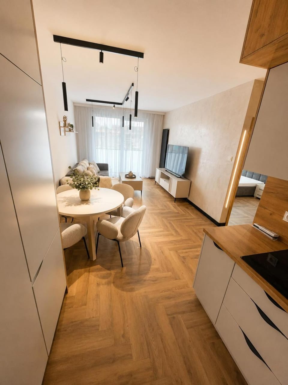 Kitchen or kitchenette, Dining area, pet friendly, stove