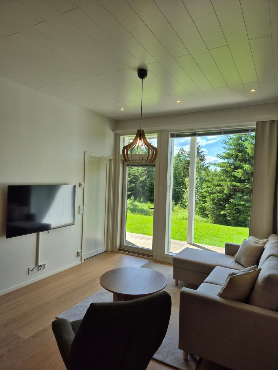 Patio, TV and multimedia, Living room, Seating area