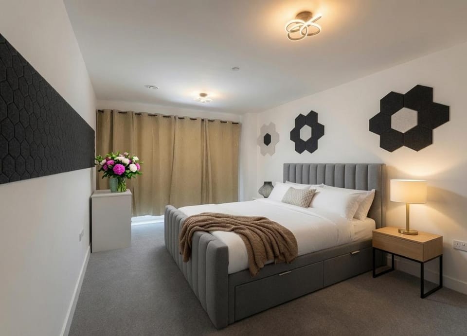 Bed, Bedroom