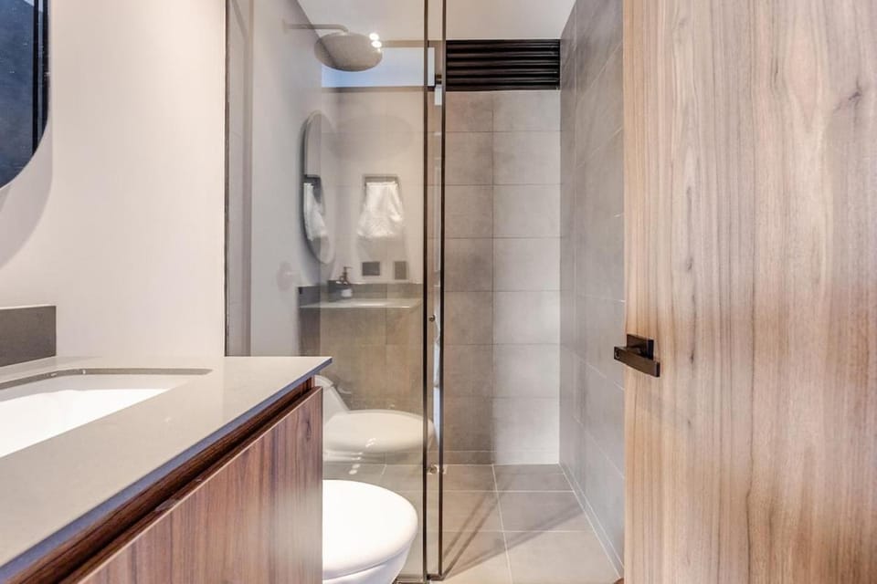 Shower, Bathroom