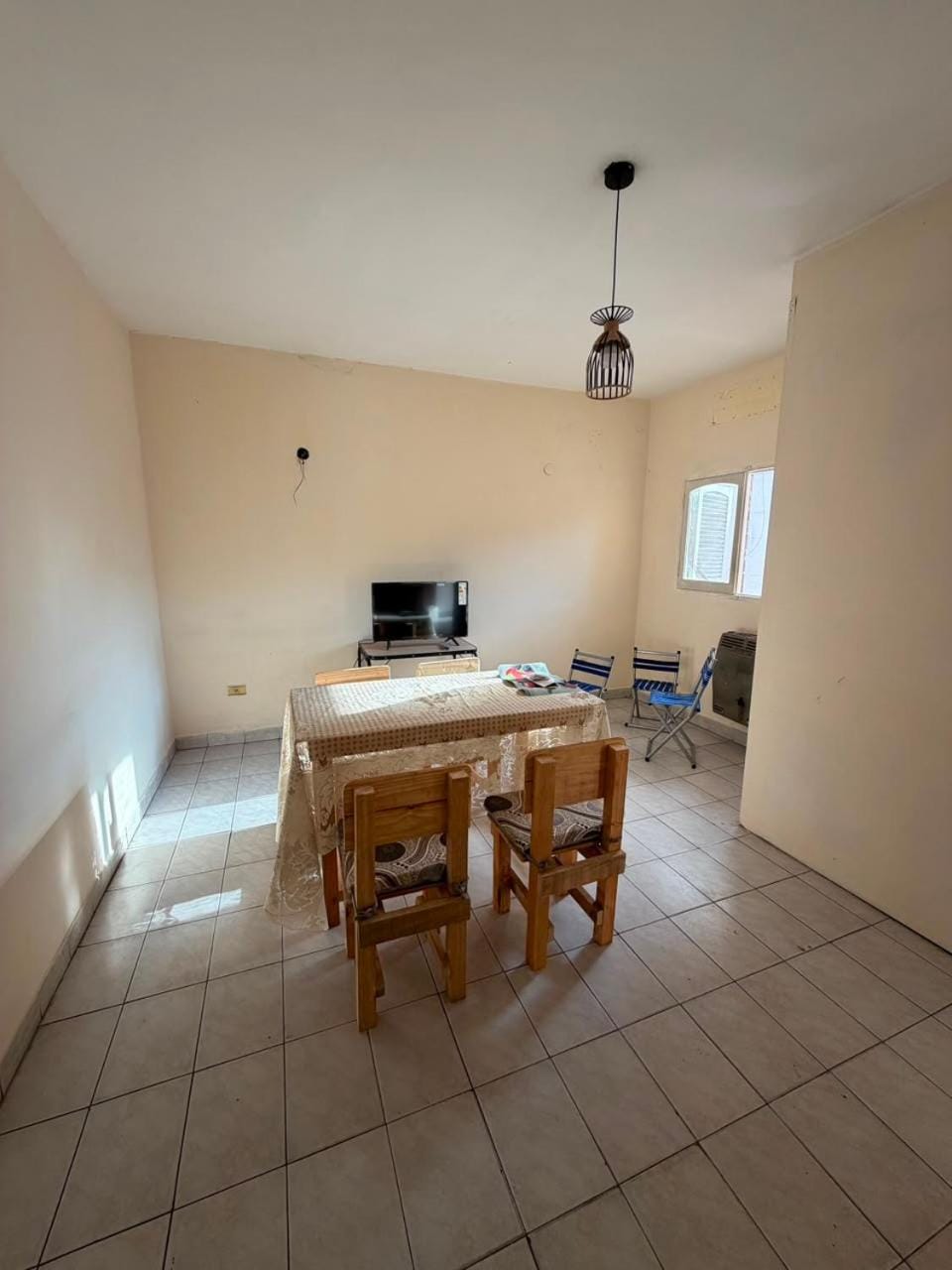 TV and multimedia, Kitchen or kitchenette, Dining area