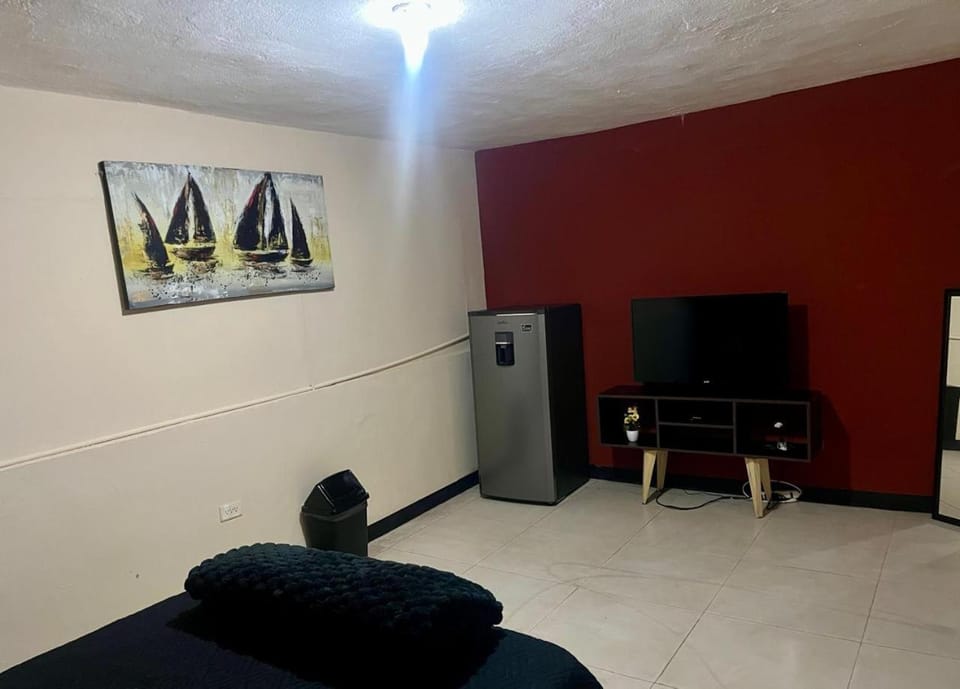 La Perla - Double Room Entrada Independiente Vacation rental in Monterrey