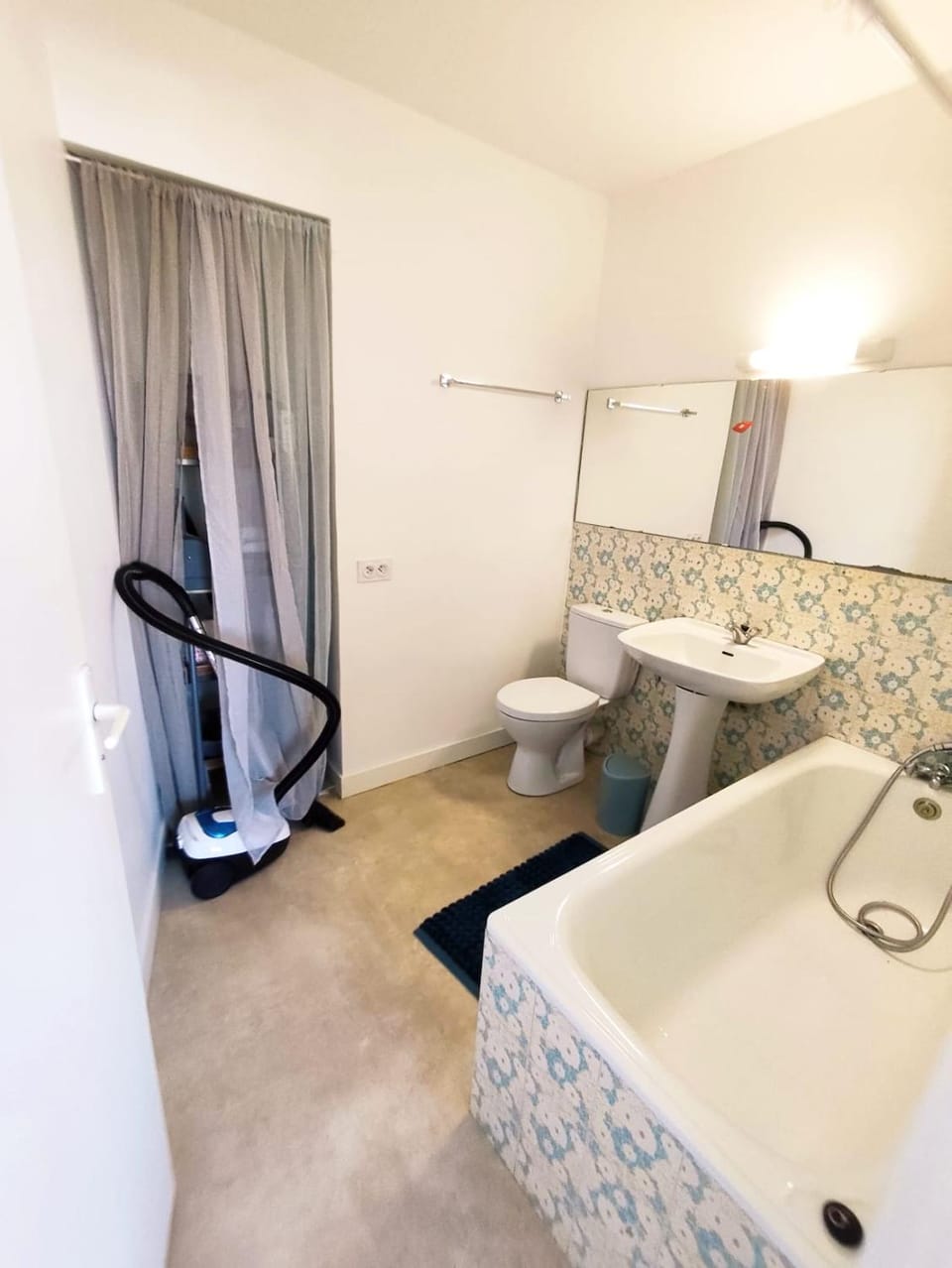 Wanderer Suite - Terrasse et Parking - Second Lodge Rennes - Location Bail Mobilité Apartment in Rennes