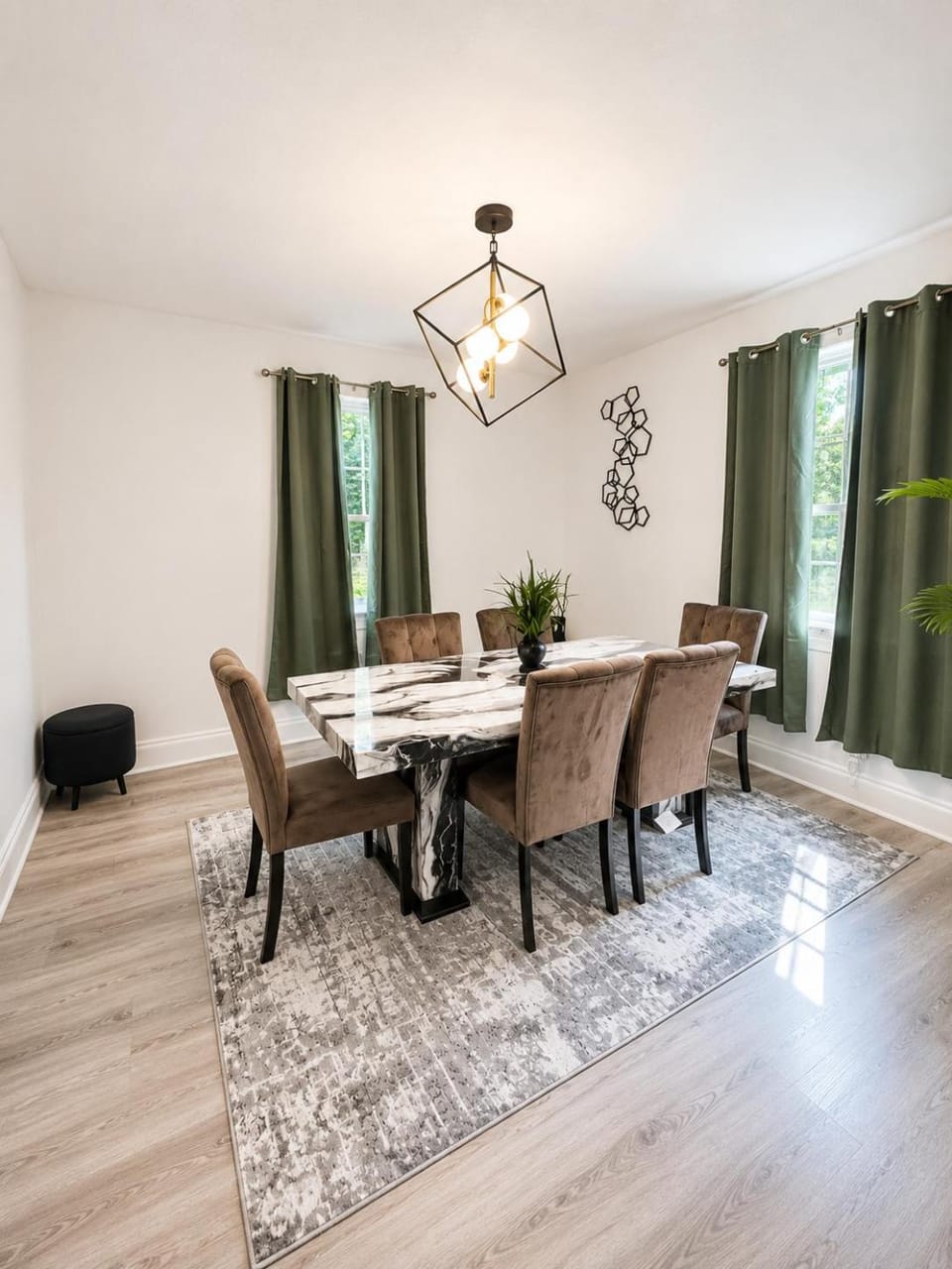 19th Ward collective Apartment in Brighton