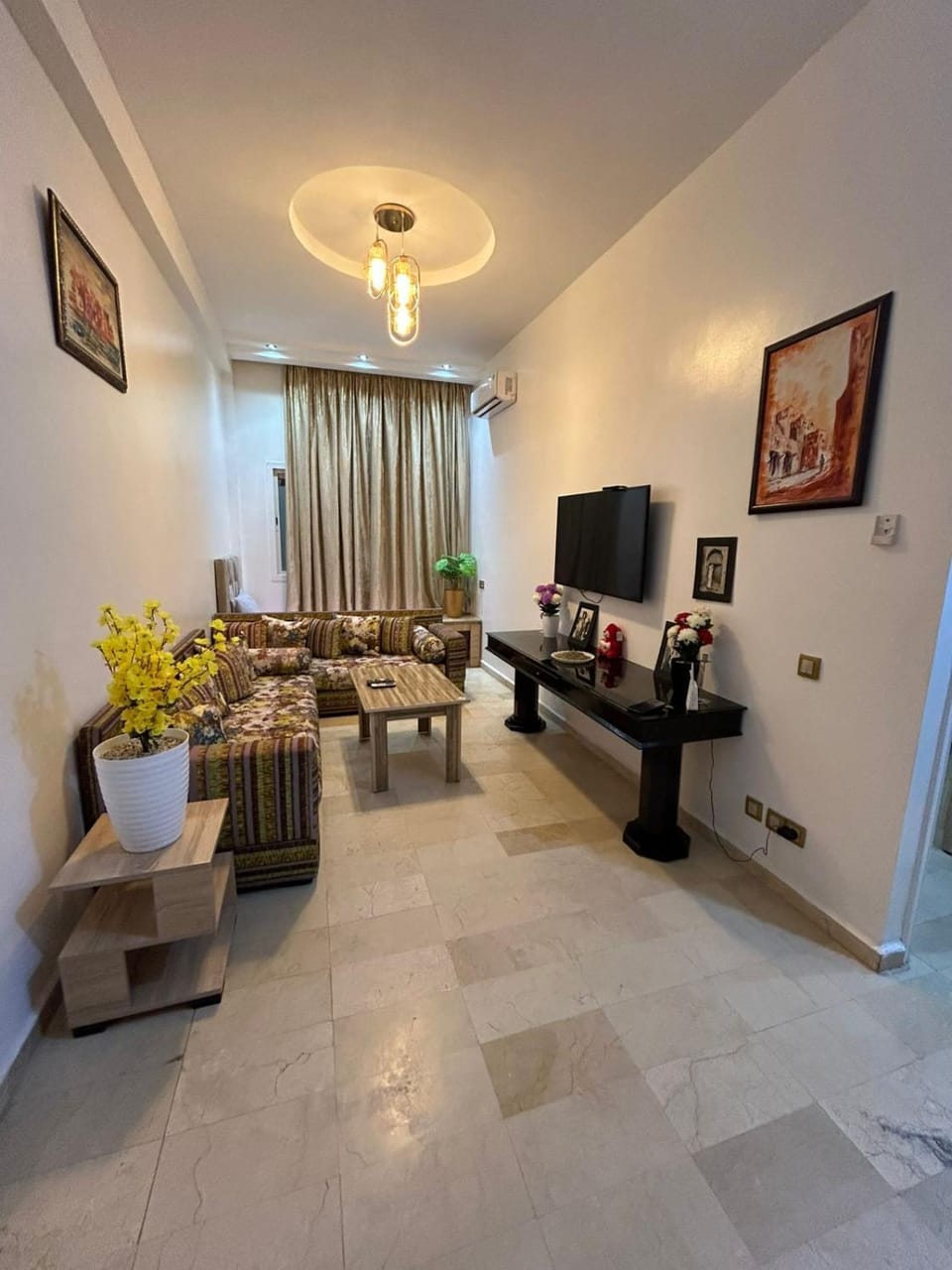 appartement pour les familles face gare CTM J06 Apartment in Marrakesh