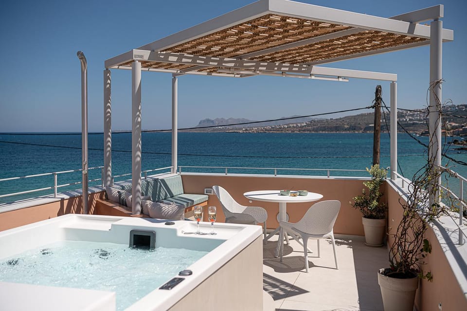 Kyano Luxury Living House in Chania