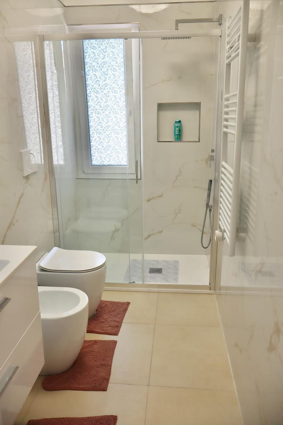 Shower, Toilet, Bathroom, bidet