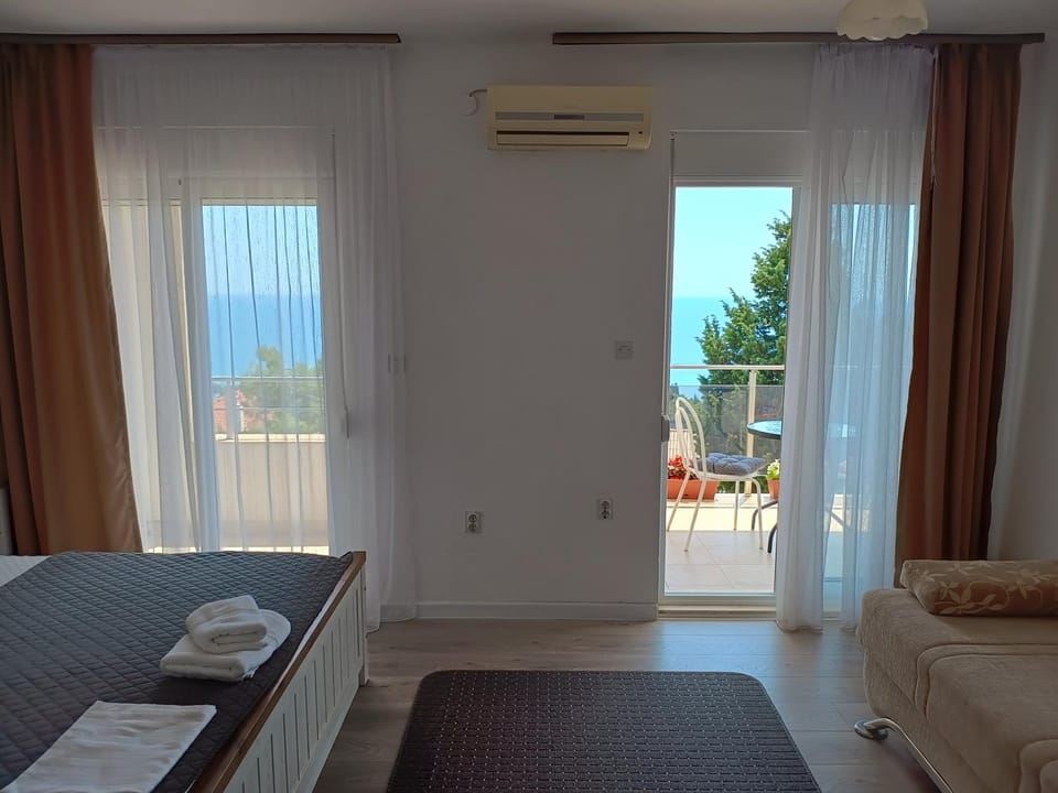 Jasmin 80 Apartment in Ulcinj