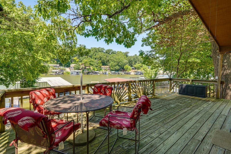 Lake-View Deck! Lake of the Ozarks Home in Edwards House in Lake of the Ozarks