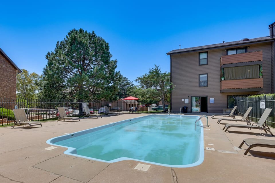 Walk to Parks & Dining! Lakewood Condo w/ Balcony House in Lakewood