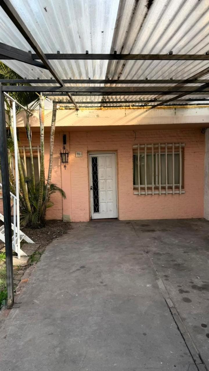 Casa Thompson House in Parana