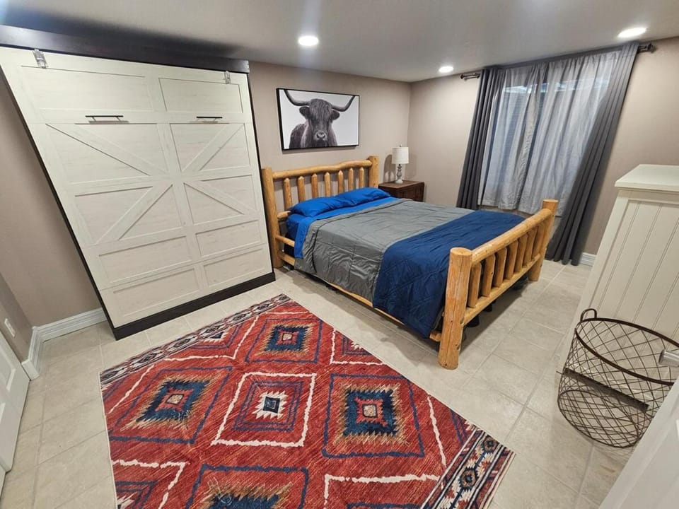 The Cottonwood Den Apartment in Laramie