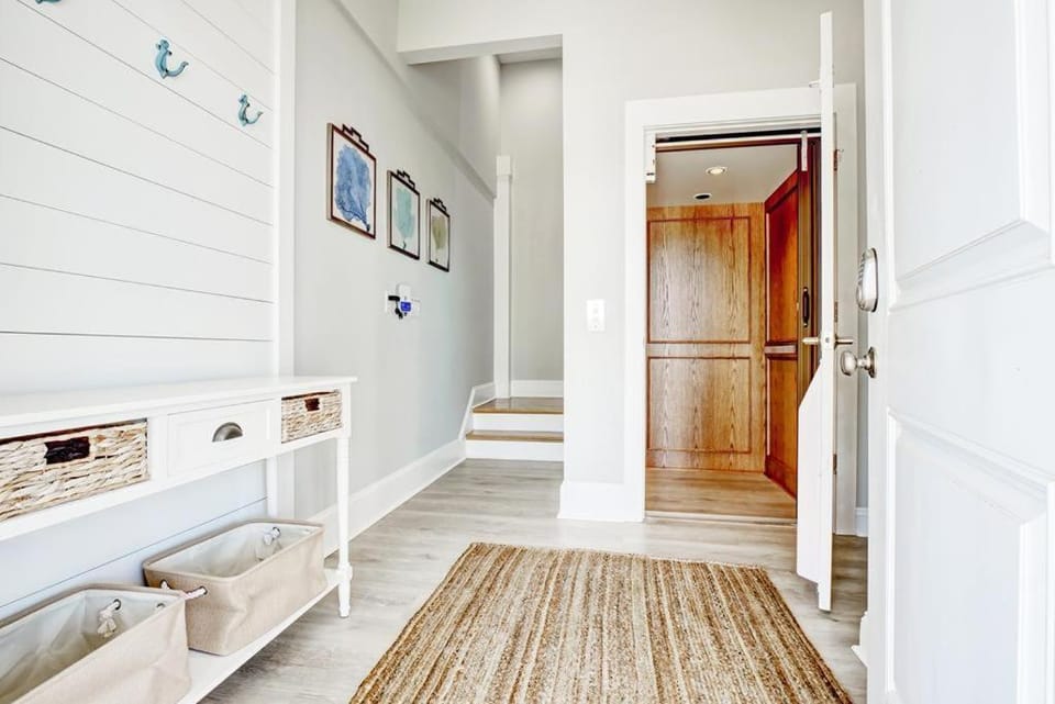 Carolina Lagniappe Ocean Views Surf City, NC House in Surf City
