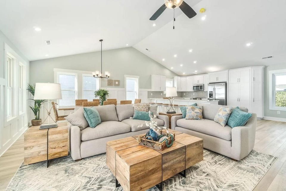 Ocean Oasis is Dog Friendly with Ocean Views & an Elevator House in Surf City