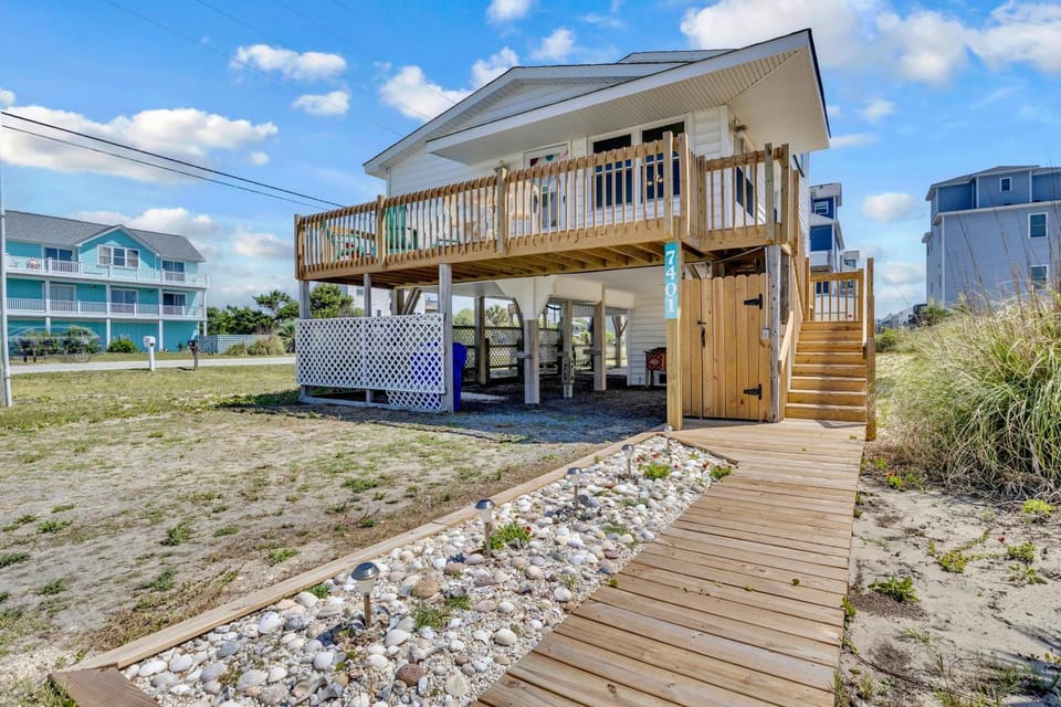 Have an Oceanside Break Away at North Topsail Beach, Steps to the Beach House in Topsail Island