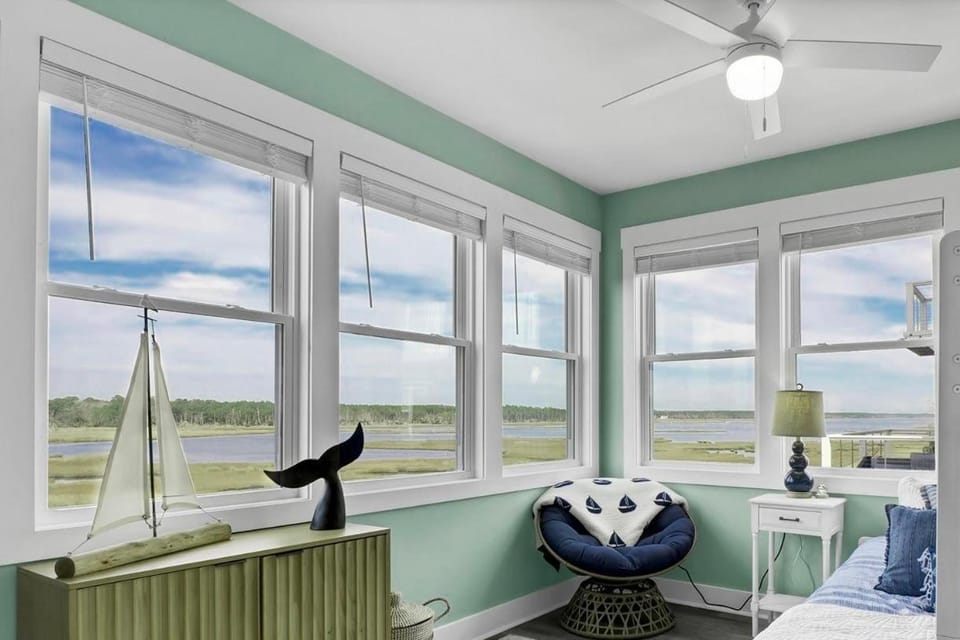 Otter Space is Dog Friendly with a Hot Tub & Elevator House in Surf City