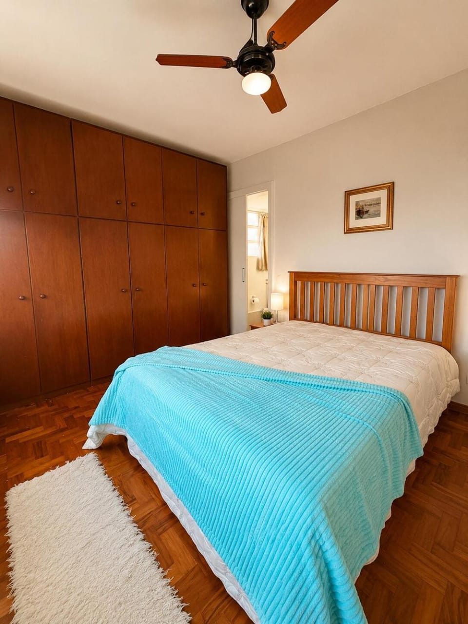 Bedroom, air conditioner