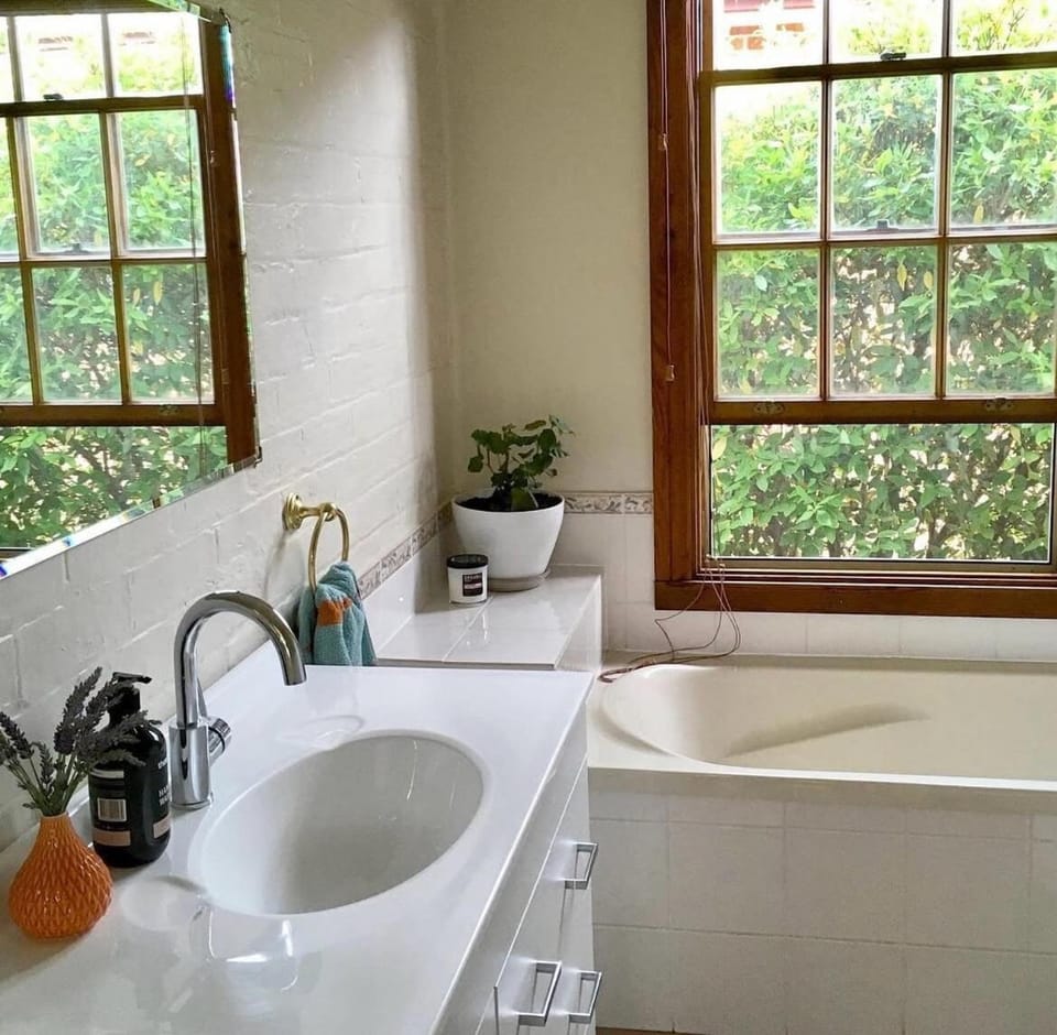Charming Heritage Cottage House in Armidale
