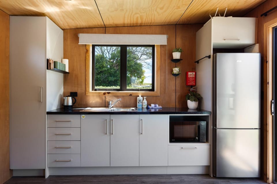 Wainui Studio Near Beach & City Apartment in Gisborne