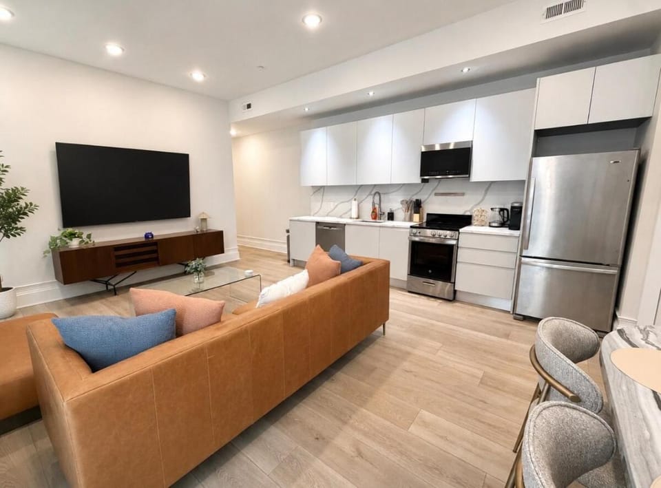 High-End Center City 2 Bed & 2 Bath Apartment Apartment in Rittenhouse Square