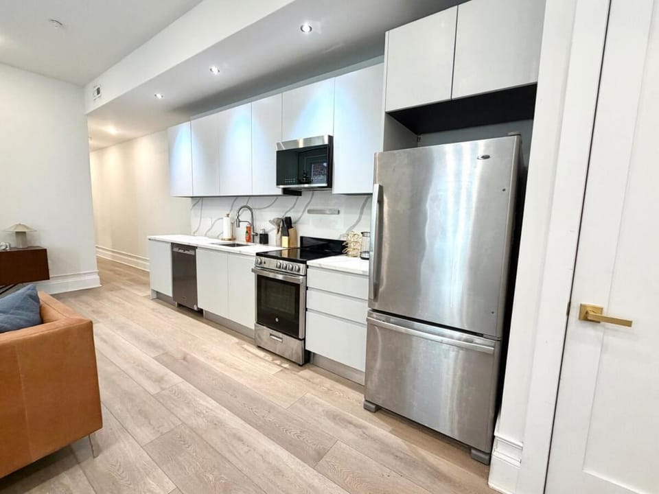 High-End Center City 2 Bed & 2 Bath Apartment Apartment in Rittenhouse Square