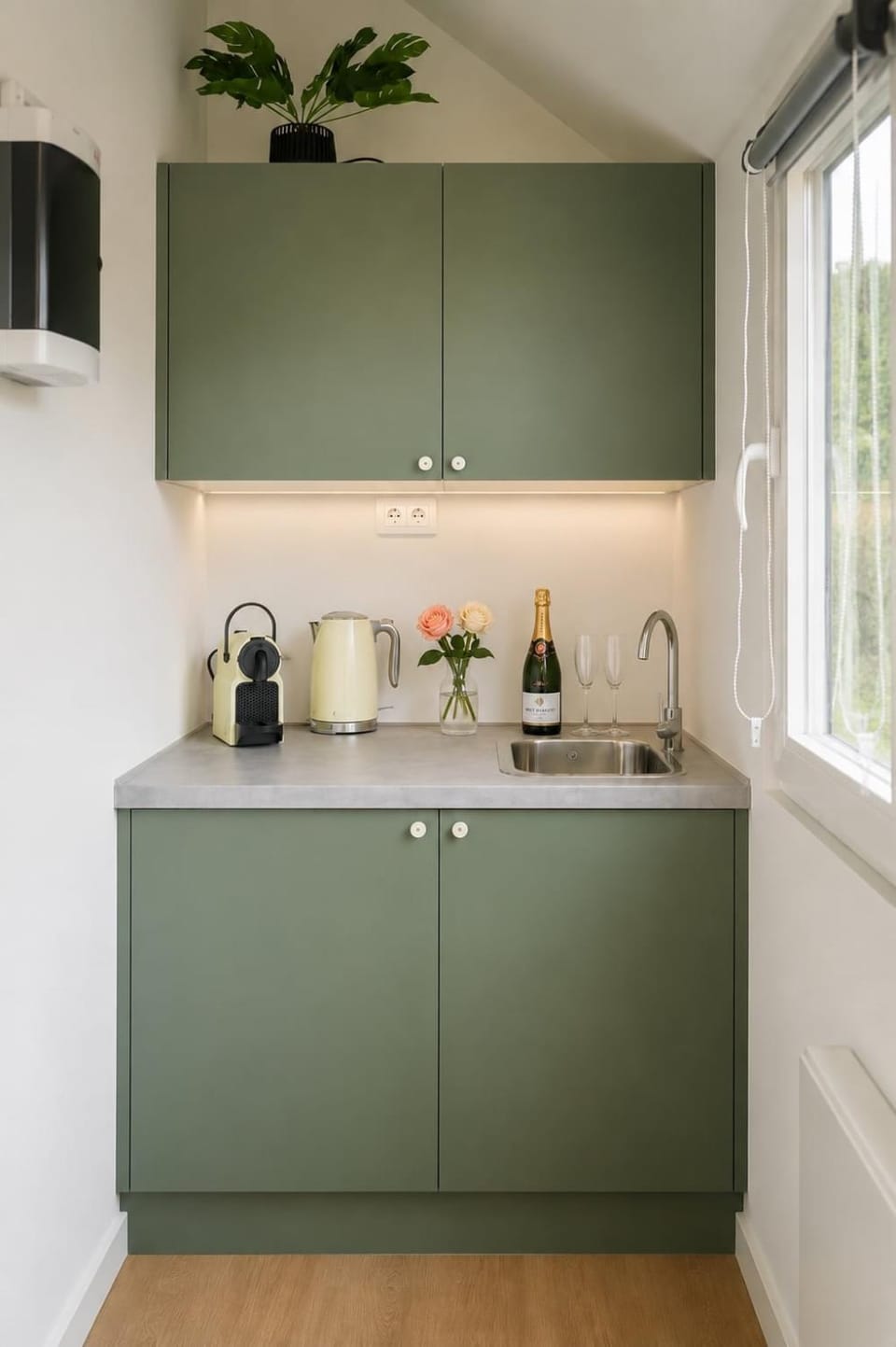 Coffee/tea facilities, Kitchen or kitchenette, minibar
