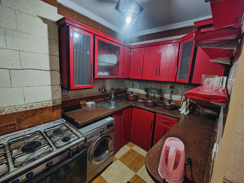 شقه فندقيه - الاسكندريه - سيدي بشر - فيو بحر Apartment in Alexandria