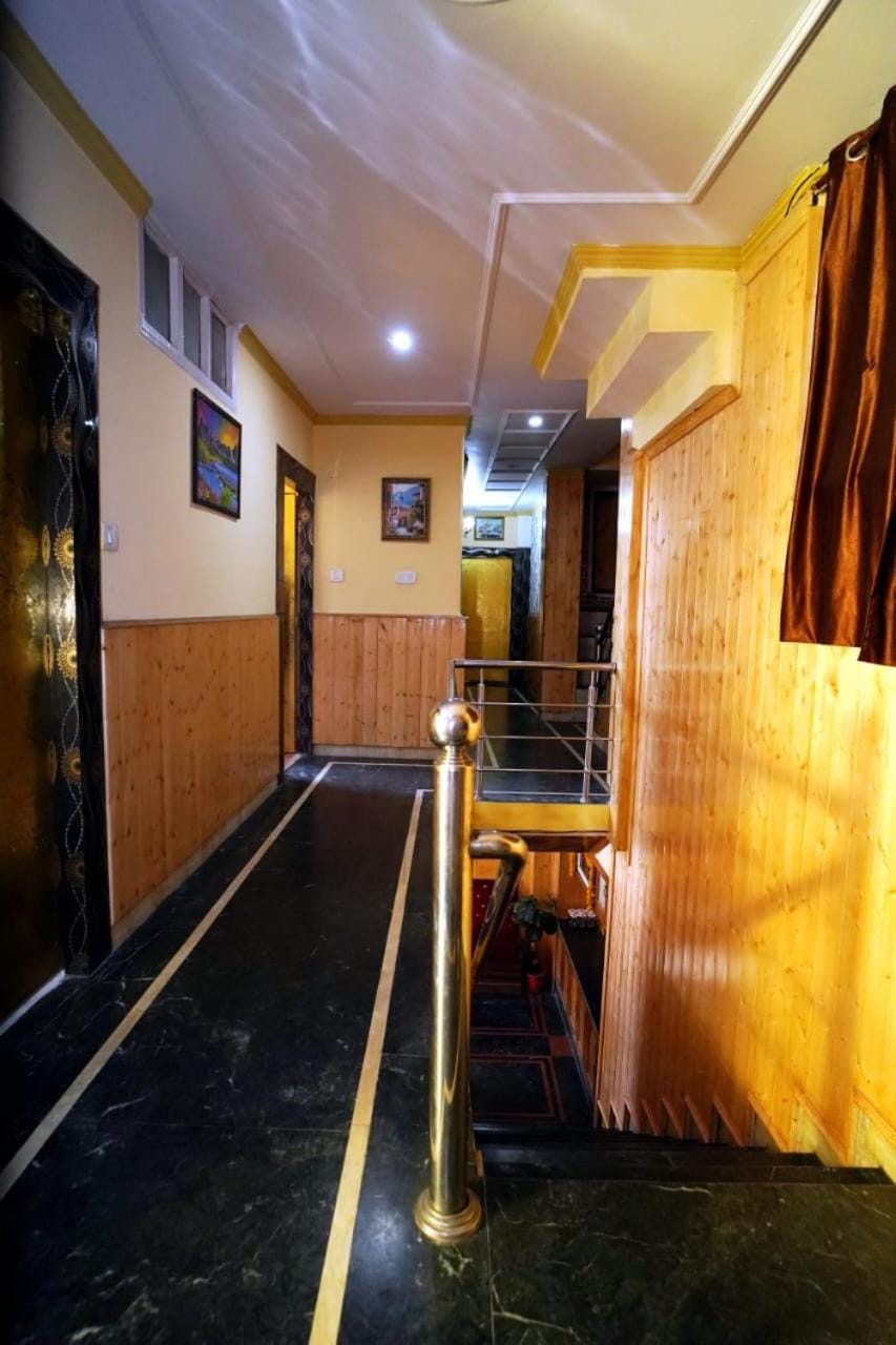 Hotel King Palace Hotel in Shimla